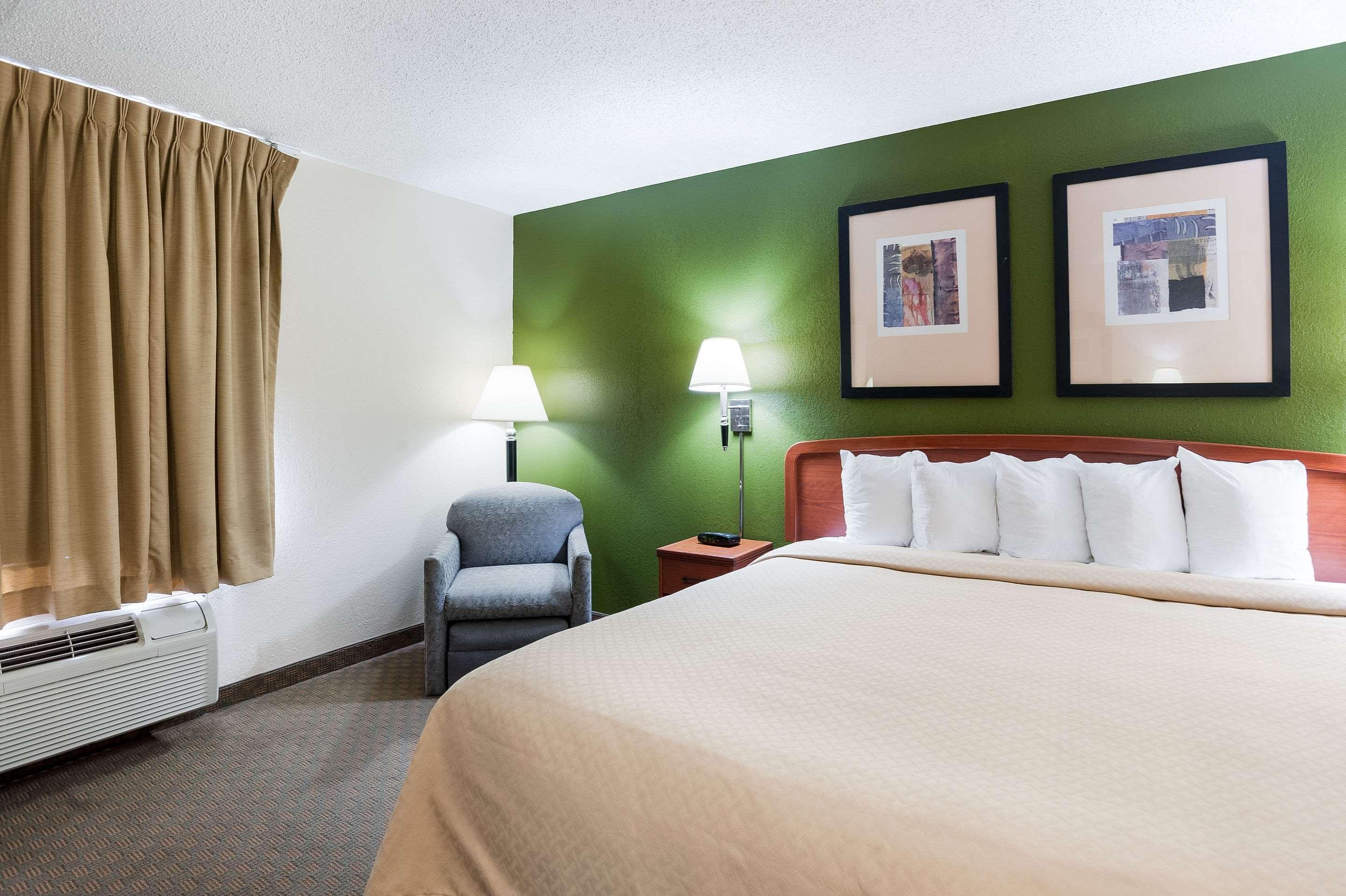 Quality Inn & Suites Lake Charles South Exterior foto